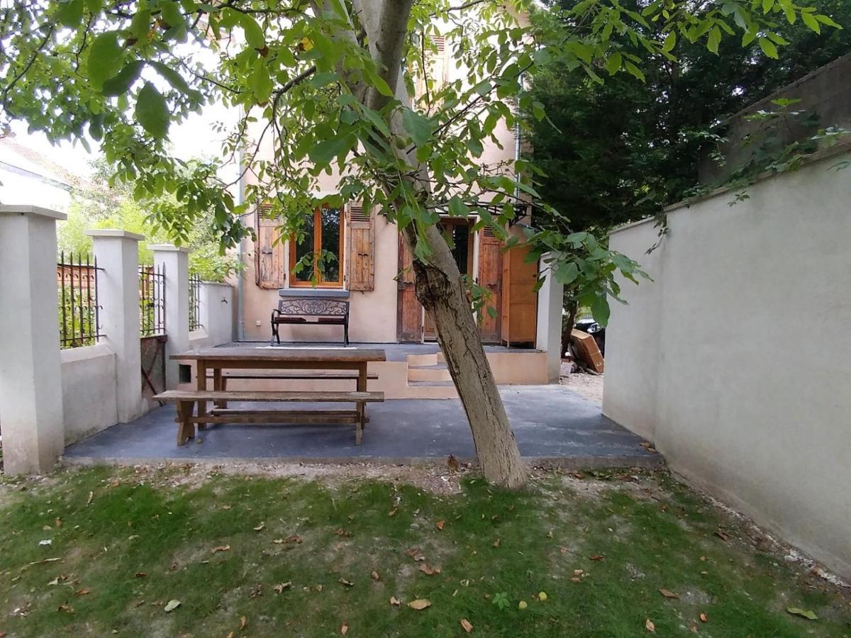 Maison Jardin Et Parking Prive Dans 格勒诺布尔 外观 照片