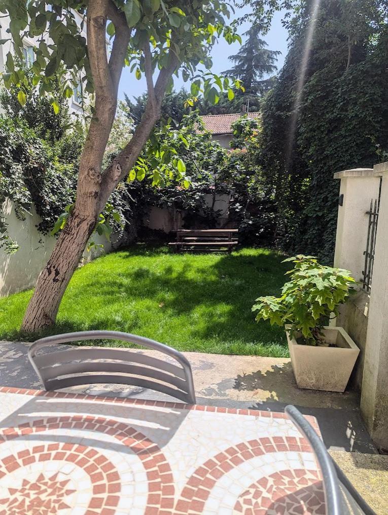 Maison Jardin Et Parking Prive Dans 格勒诺布尔 外观 照片